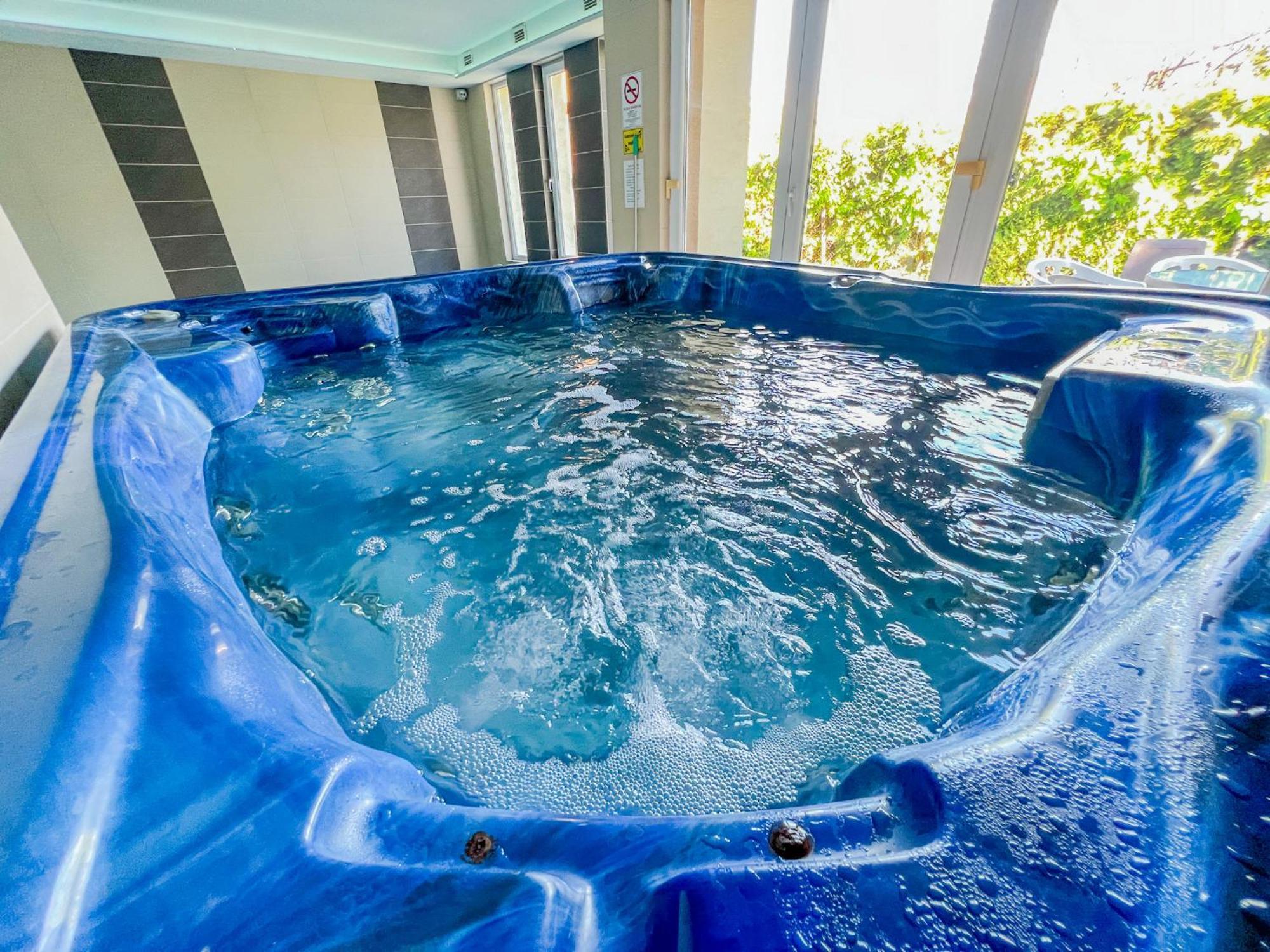 Relax Premium Wellness Apartman Siófok Exterior foto