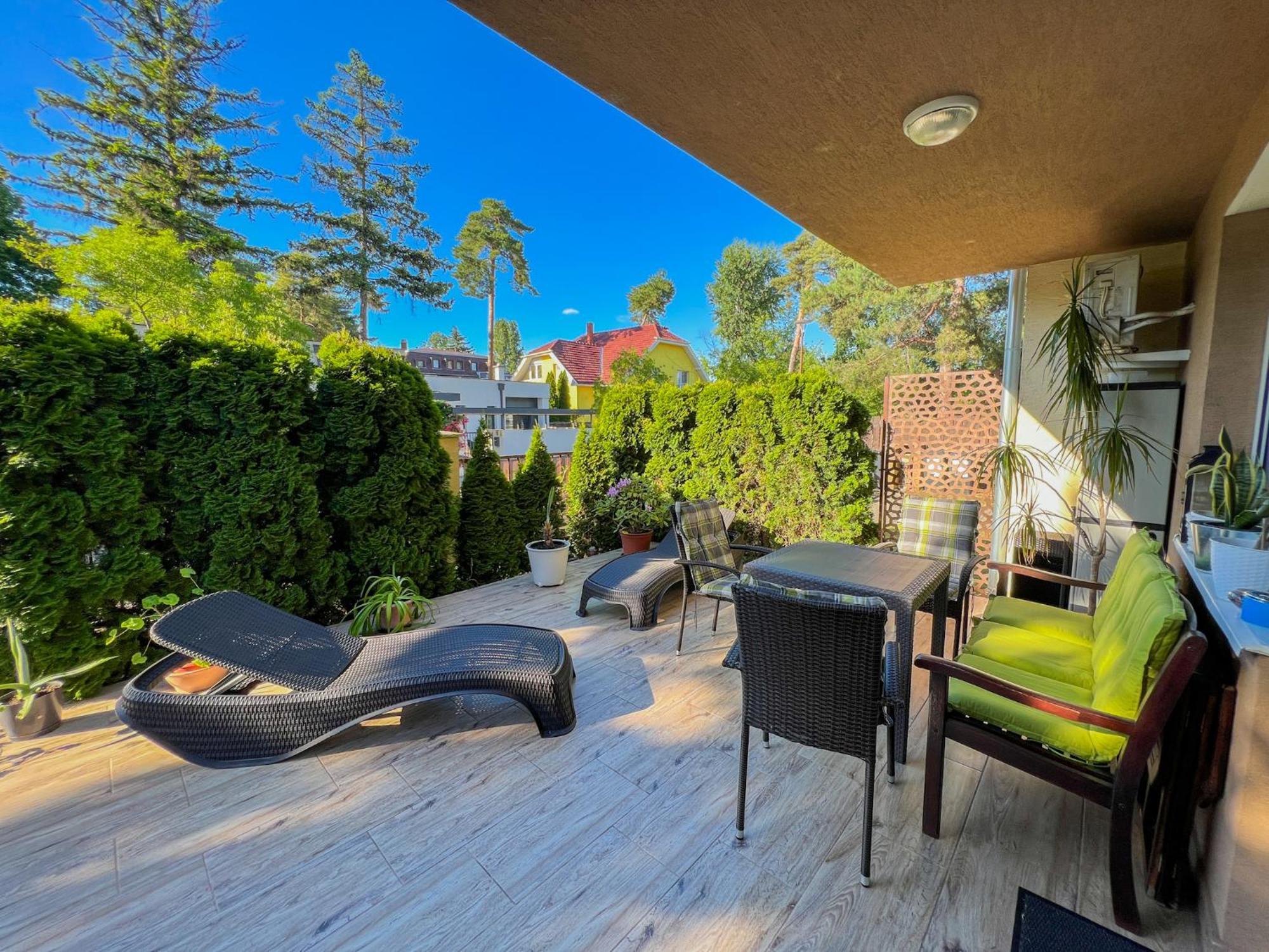 Relax Premium Wellness Apartman Siófok Exterior foto